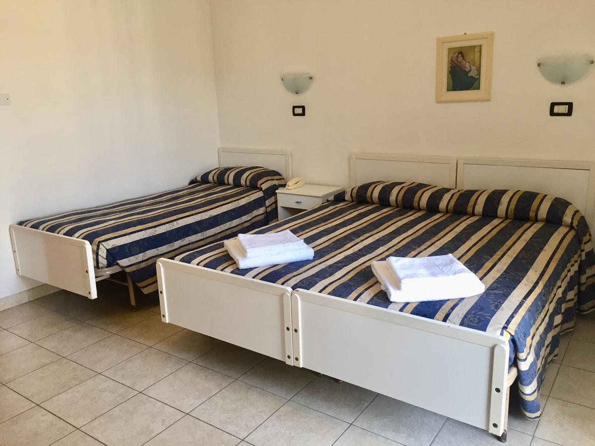 Hotel Aquila Azzurra 리미니 외부 사진